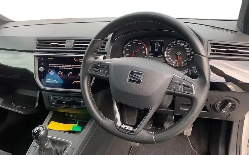 Used Seat Ibiza XCELLENCE 75 HP (55 kW) 2018 White Hatchback
