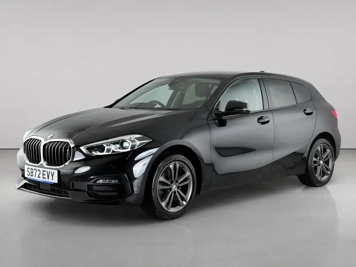 Used BMW 116 Sport Line 116 HP (85 kW) 2023 Black Hatchback