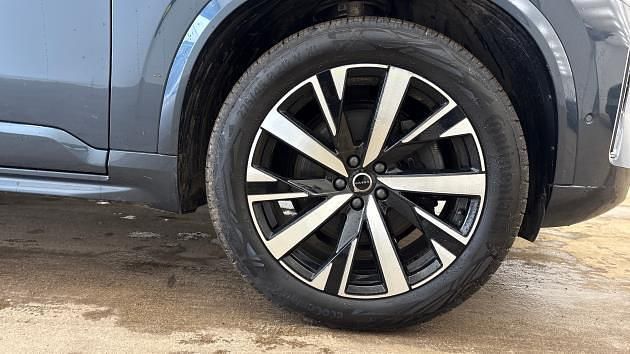 Usado Volvo XC90 Plus 247 HP (181 kW) 2025 Azul SUV