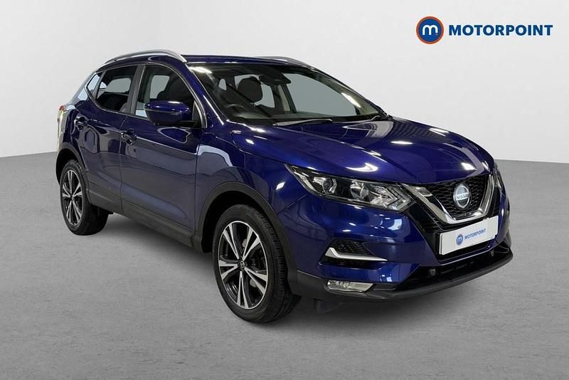 Blue Used 2018 Nissan Qashqai N-Connecta SUV | £10,649 (Fair price) - Image 1/4