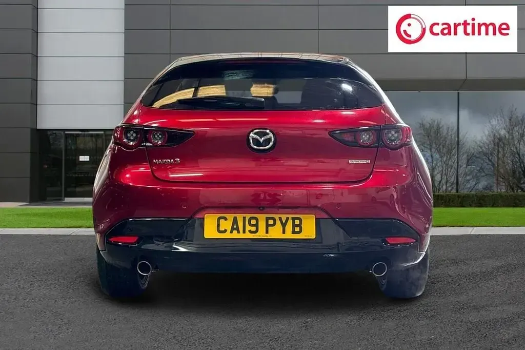 Usado Mazda 3 Inclusive 122 HP (89 kW) 2019 Vermelho Citadino