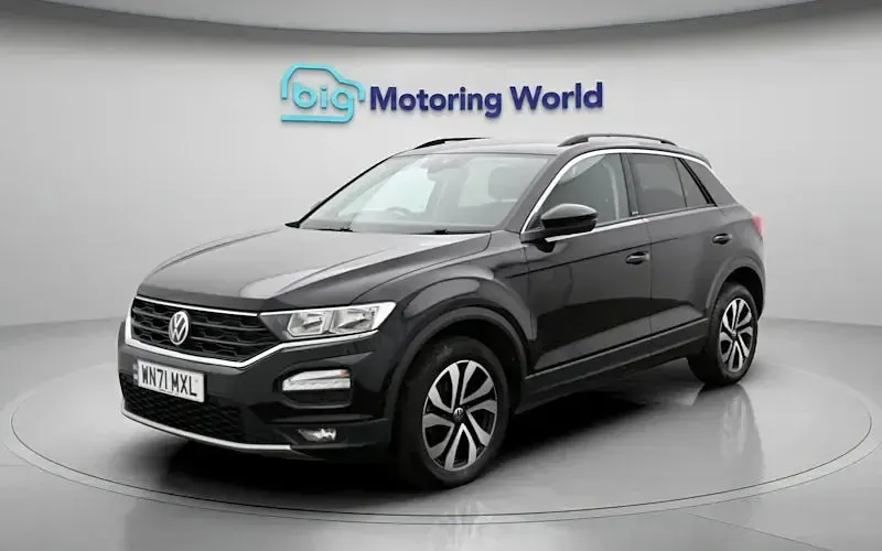 Used VW T-Roc Active 150 HP (110 kW) 2021 Black SUV