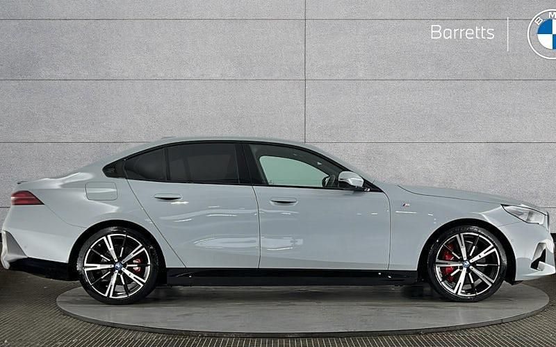 Used BMW i5 M Sport 250 kW (340 HP) 2025 Sedan