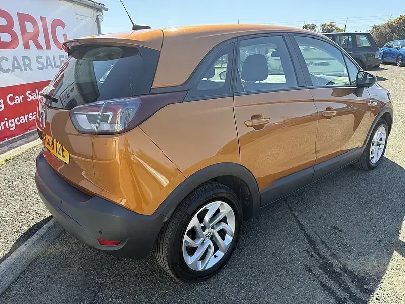 Used Vauxhall Crossland X 83 HP (61 kW) 2019 Orange SUV