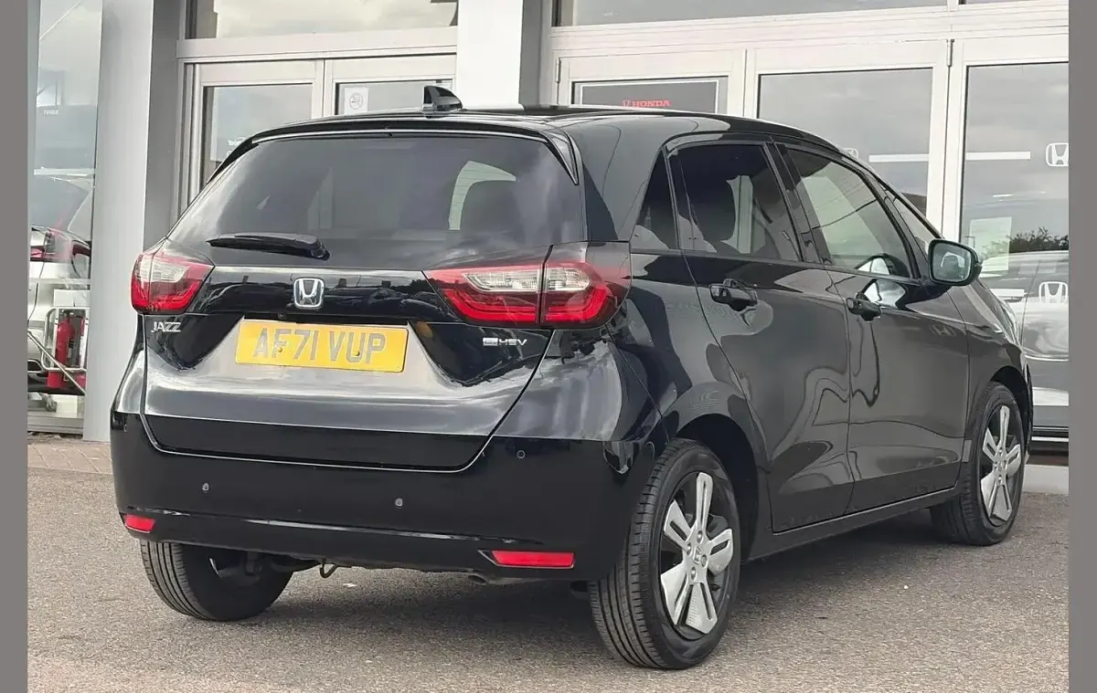Used Honda Jazz Hybrid 109 HP (80 kW) 2022 Black Hatchback