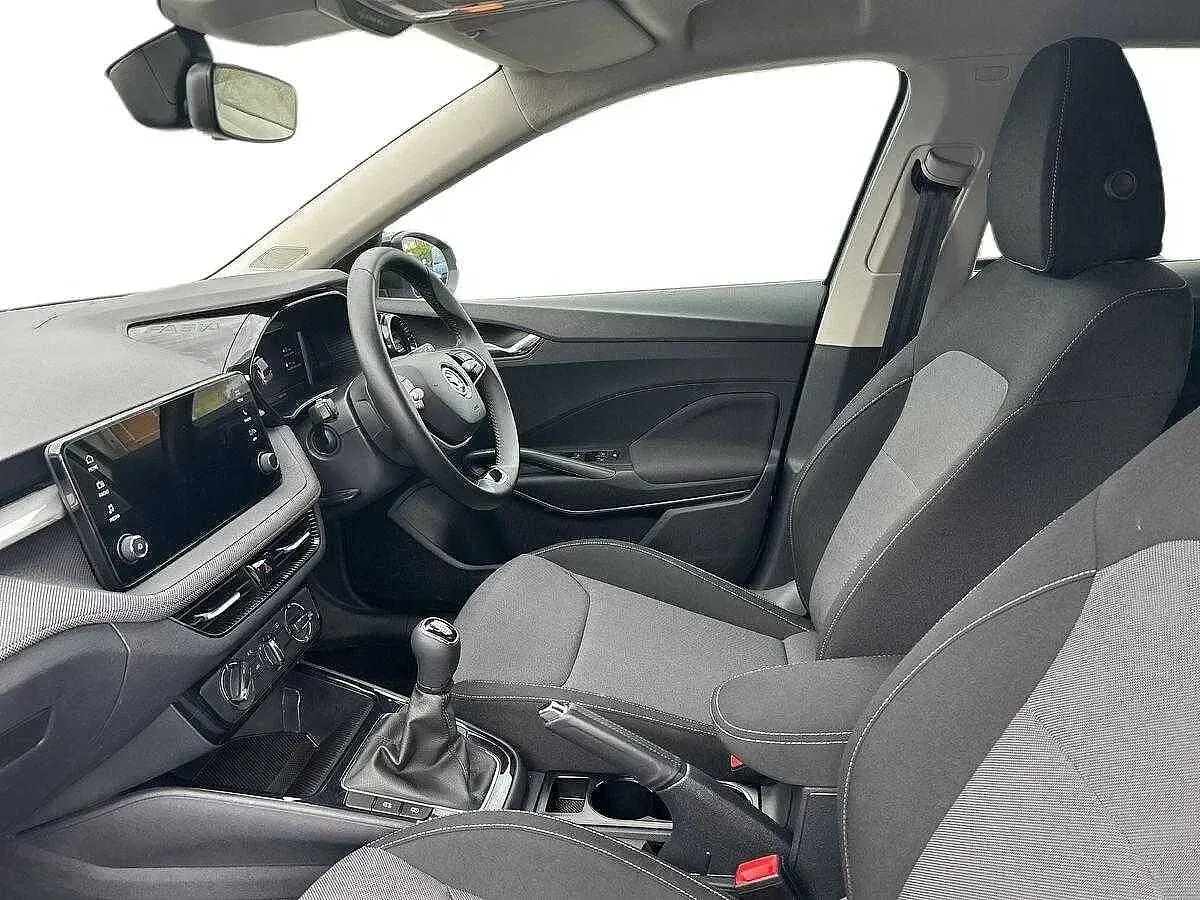 Used Skoda Fabia Colour Edition 113 HP (83 kW) 2024 Brilliant silver metallic black magic pearl effect Hatchback