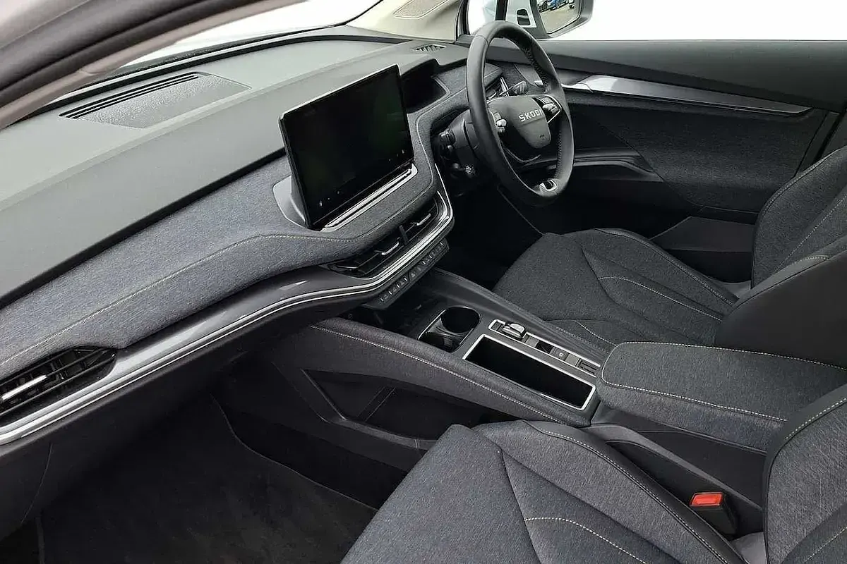 Used Skoda Elroq 210 kW (286 HP) 2025 Moon white metallic SUV