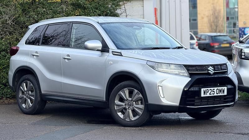 Second-hand Suzuki Vitara 2025 Argintiu Break