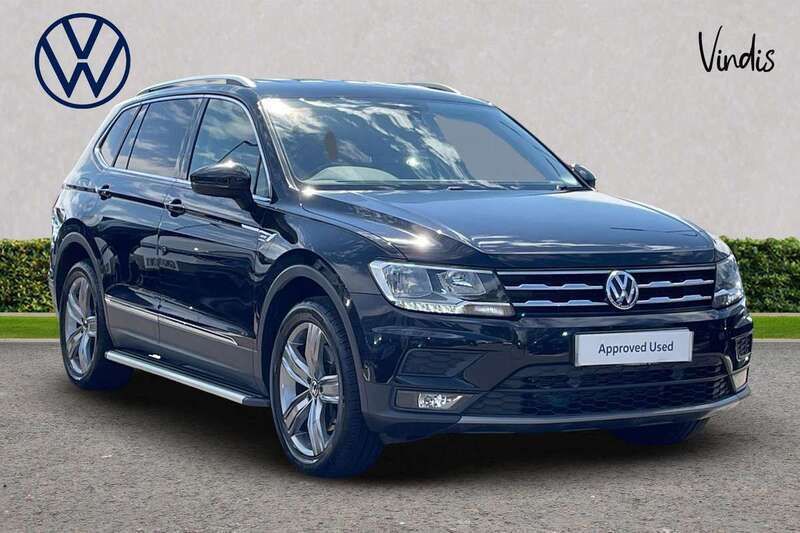 Black Used 2020 VW Tiguan Allspace Match SUV | £23,100 (Good price) - Image 1/2