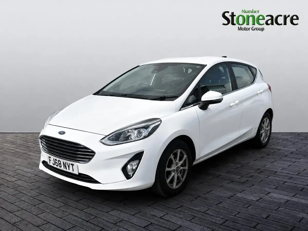 Used Ford Fiesta Zetec 2018 White Hatchback