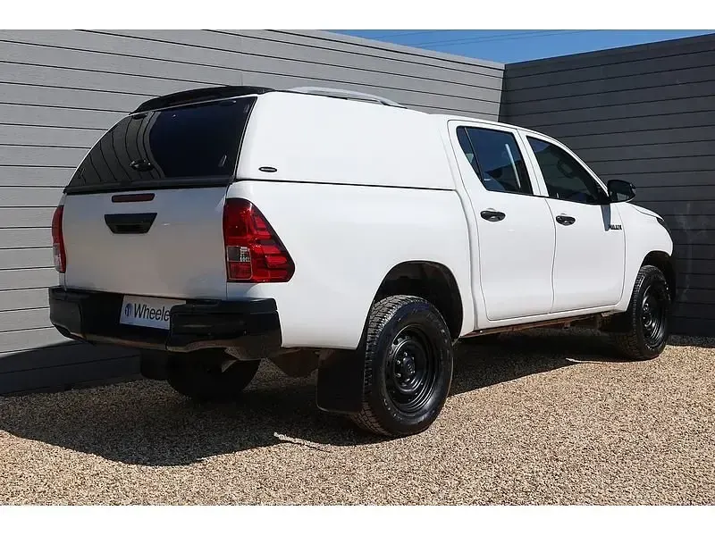 Usado Toyota HiLux Active 150 HP (110 kW) 2020 Branco Pickup