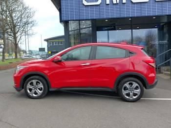 Used Honda HR-V SE 130 HP (95 kW) 2017 Red SUV