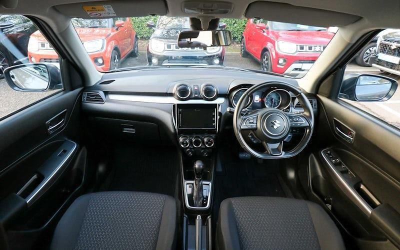 Used Suzuki Swift SZ5 83 HP (61 kW) 2023 Hatchback