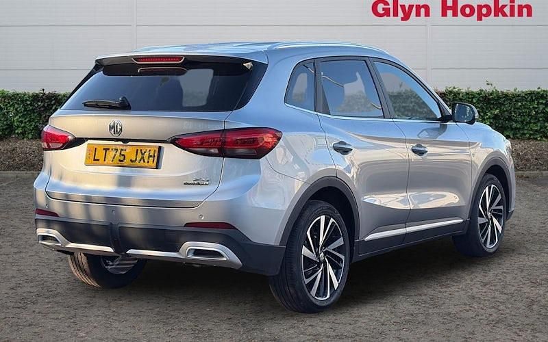 Used MG ZS Trophy 196 HP (144 kW) 2025 Silver SUV