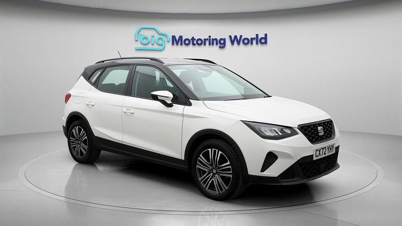 White Used 2023 Seat Arona SE Technology SUV | £11,600 (Good price) - Image 1/4