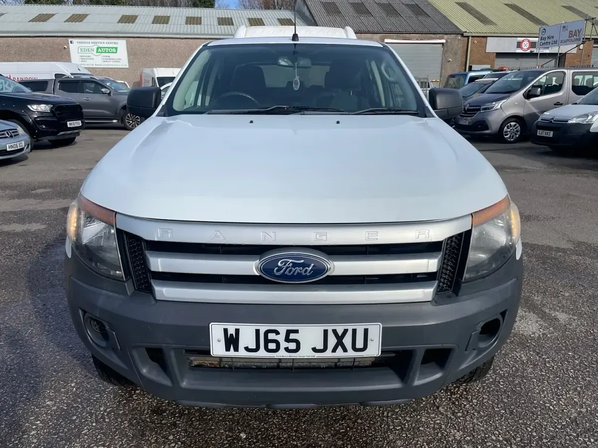 Used Ford Ranger XL 150 HP (110 kW) 2015 White Pickup