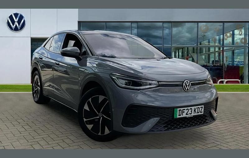 Moonstone grey black Used 2023 VW ID.5 Pro SUV | £23,483 (Good price) - Image 1/4