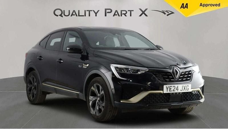 Begagnad Renault Arkana Engineered 2024 Svart SUV