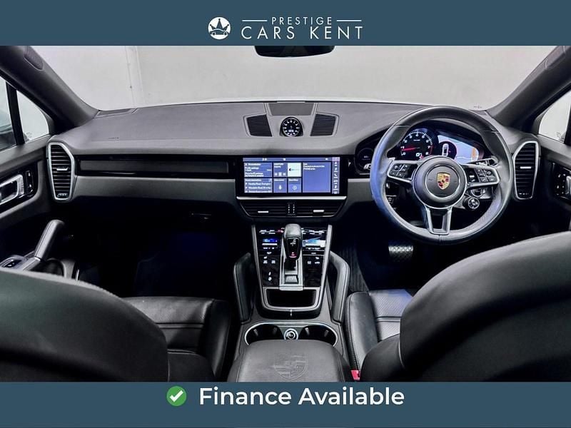 Used Porsche Cayenne 340 HP (250 kW) 2021 White SUV