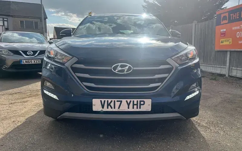 Used Hyundai Tucson SE 132 HP (97 kW) 2017 Blue SUV