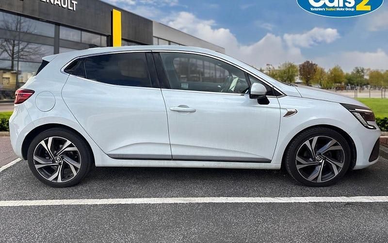 Used Renault Clio V RS Line 90 HP (66 kW) 2023 Hatchback