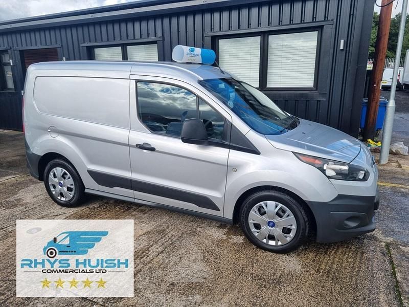 Used Ford Transit Connect 2017 Silver MPV