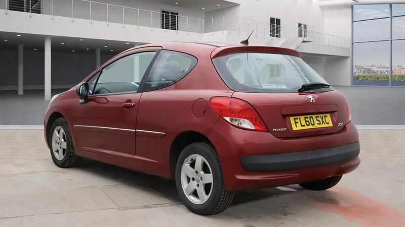 Used Peugeot 207 2010 Red Hatchback