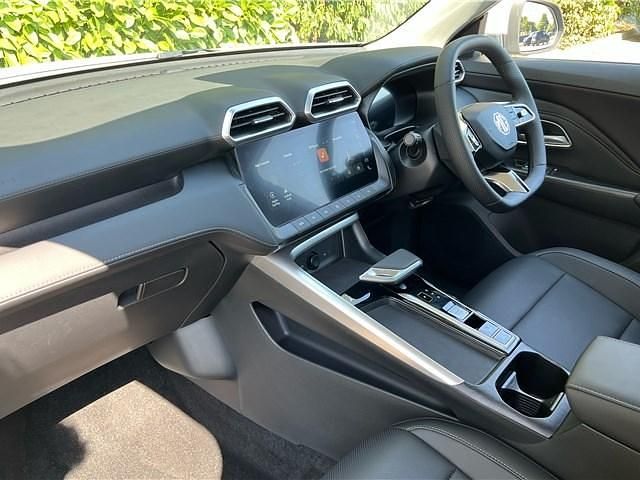 Used MG ZS SE 196 HP (144 kW) 2024 White Sedan