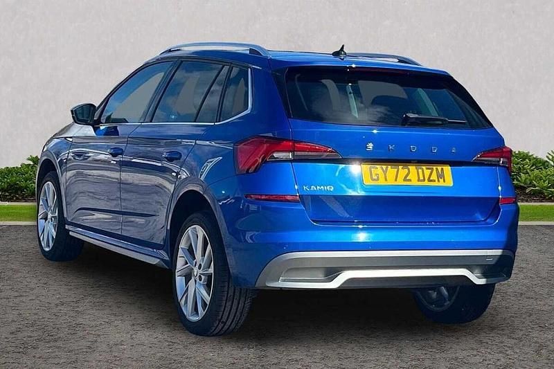 Used Skoda 110 R SE L Executive 81 HP (59 kW) 2022 Race blue metallic Estate