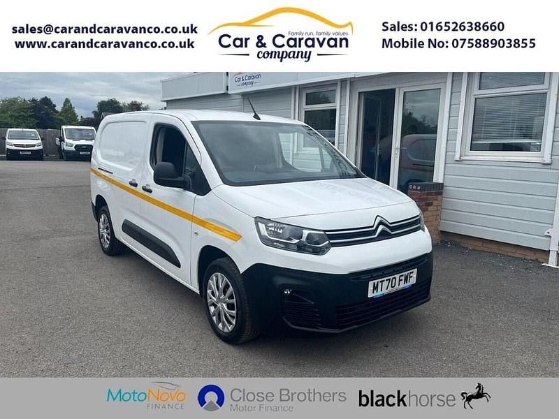 Usado Citroën Berlingo 100 HP (73 kW) 2020 Branco Monovolume