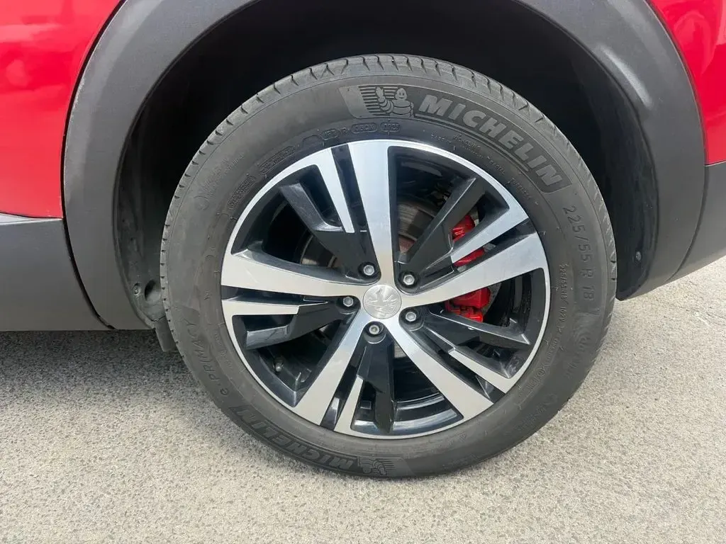 Used Peugeot 3008 GTi 130 HP (95 kW) 2023 Red SUV
