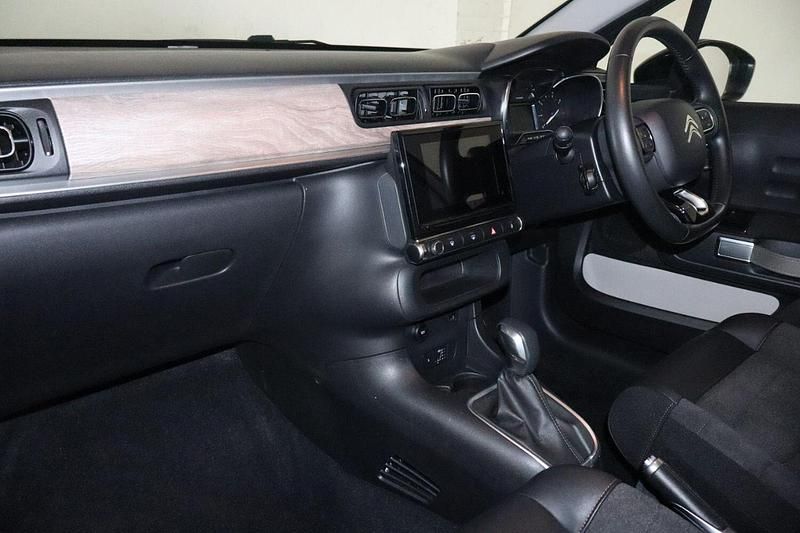 Begagnad Citroën C3 Flair 108 HK (79 kW) 2020 Grå Halvkombi