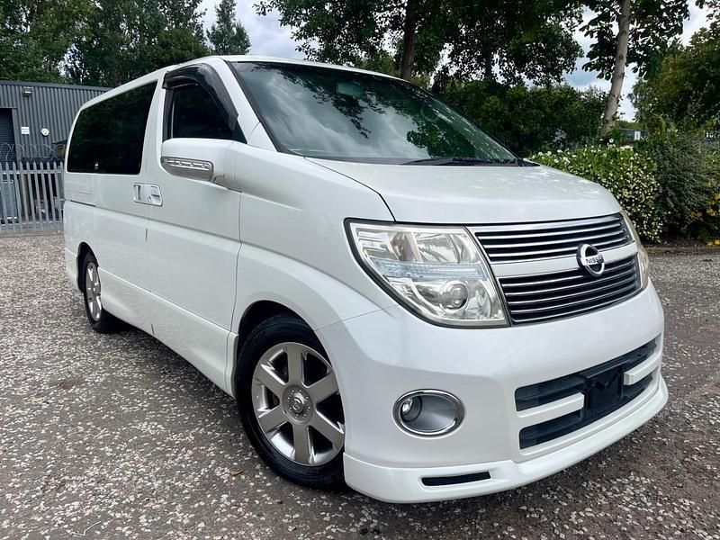 Black Used 2004 Nissan Elgrand MPV | £9,499 (Fair price) - Image 1/4