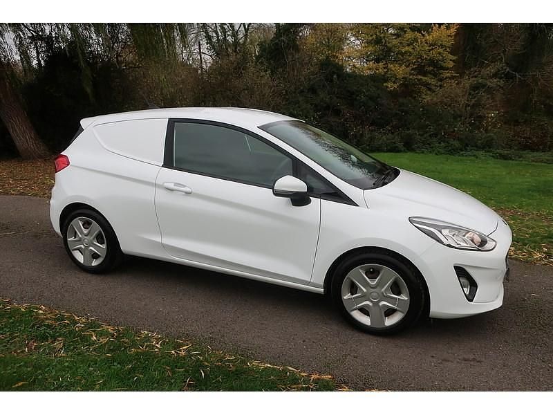 Used Ford Fiesta S 85 HP (62 kW) 2020 White Hatchback