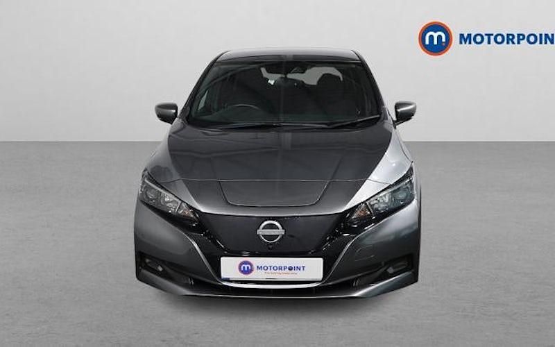 Used Nissan Leaf N-Connecta 110 kW (150 HP) 2025 Hatchback
