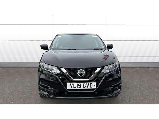 Used Nissan Qashqai Acenta Premium 140 HP (102 kW) 2019 Black SUV