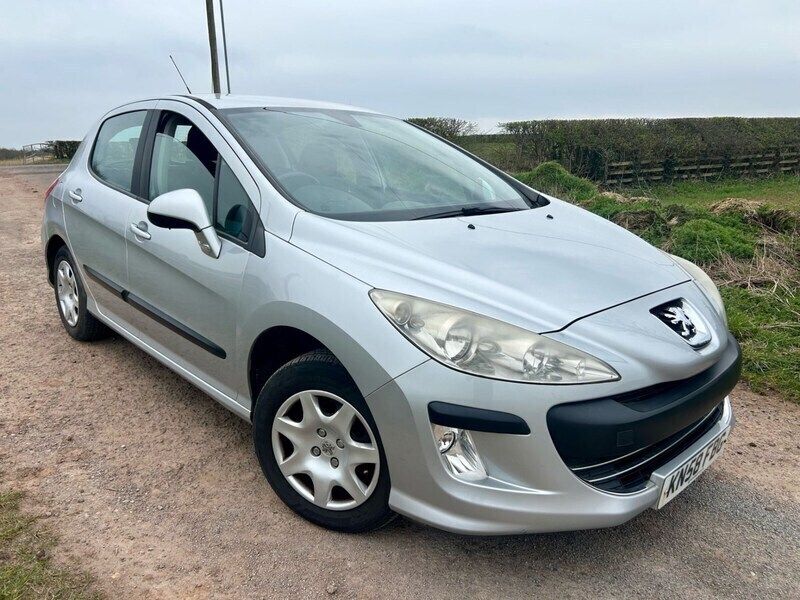 Silver Used 2008 Peugeot 308 S Hatchback | £1,850 (Fair price) - Image 1/4