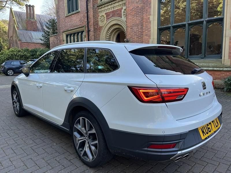 Used Seat Leon X-Perience SE 2017 White Estate