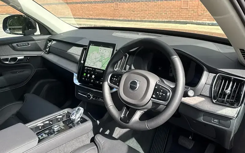 New Volvo XC90 Plus 250 HP (183 kW) 2025 SUV