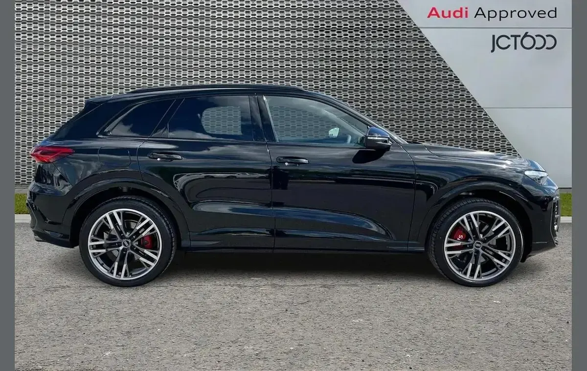 New Audi SQ5 Black Edition 362 HP (266 kW) 2026 Black SUV