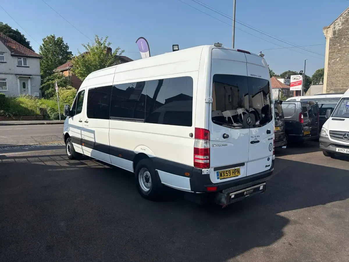 Used Mercedes Sprinter 163 HP (119 kW) 2009 White
