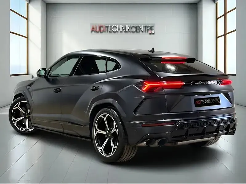 Used Lamborghini Urus 666 HP (489 kW) 2021 Black SUV