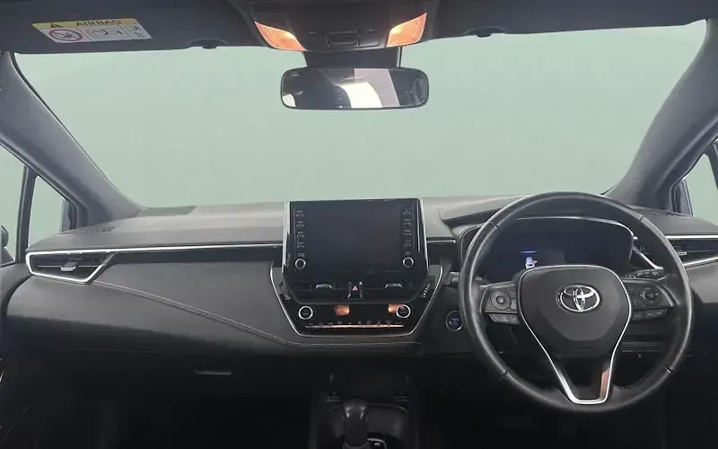 Usado Toyota Corolla 122 HP (89 kW) 2021 Azul Carrinha