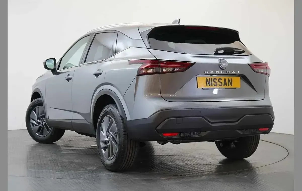 Used Nissan Qashqai Acenta Premium 138 HP (101 kW) 2022 Grey SUV