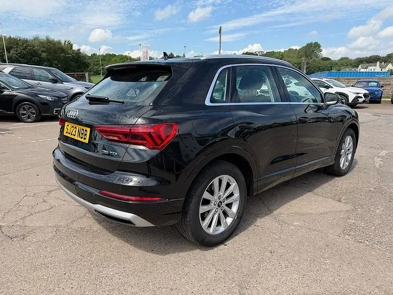 Used Audi Q3 Sport 150 HP (110 kW) 2023 Black SUV