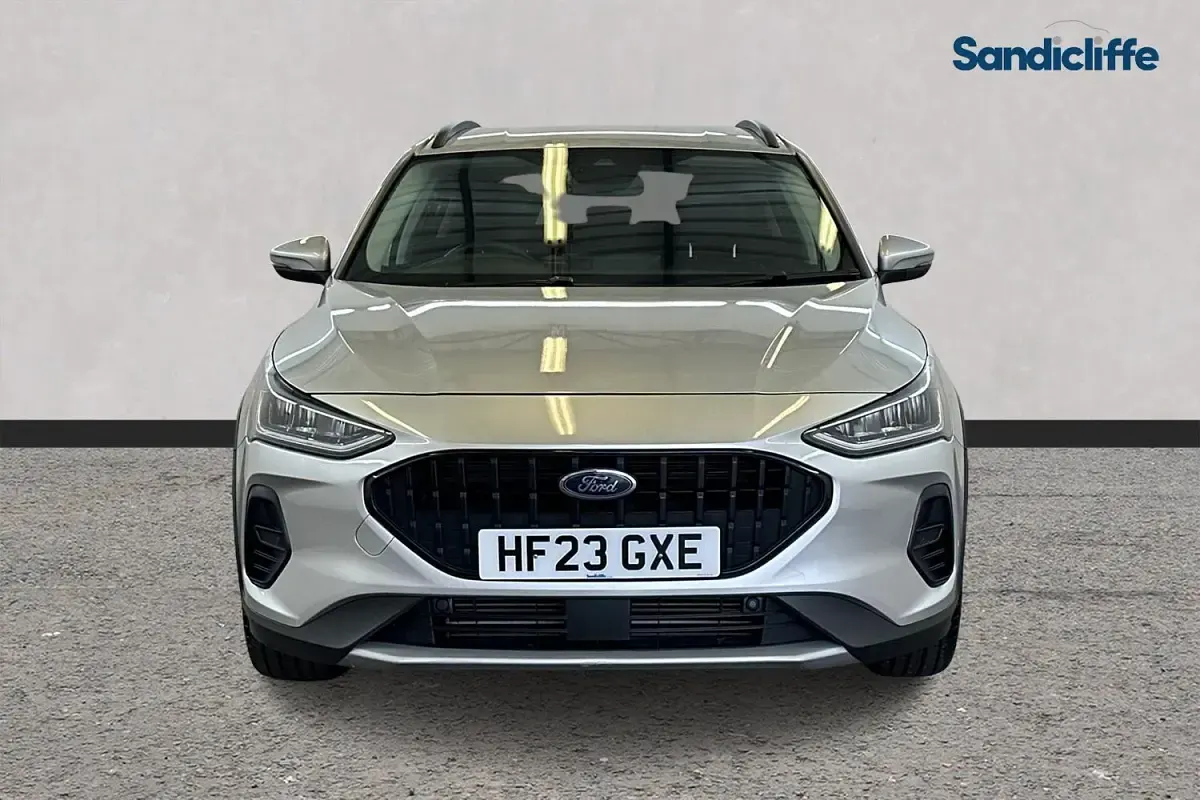 Used Ford Focus Active X 125 HP (91 kW) 2023 Silver Hatchback