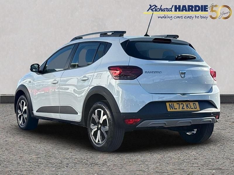 White Used 2022 Dacia Sandero Prestige Hatchback | £13,999 (Fair price) - Image 1/3