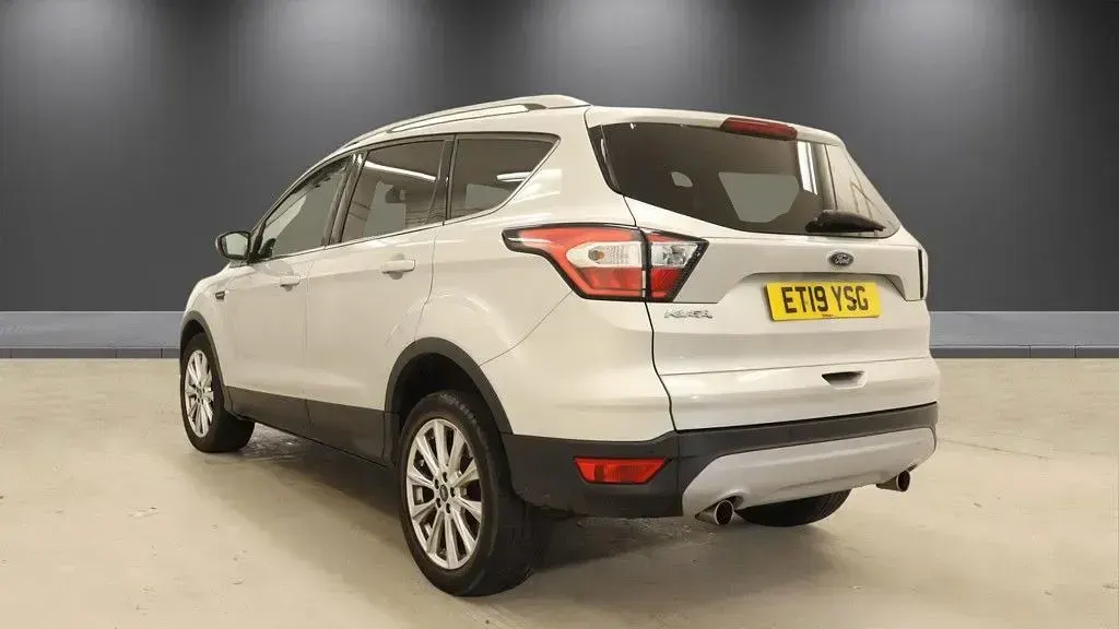 Used Ford Kuga Titanium 120 HP (88 kW) 2019 Silver SUV