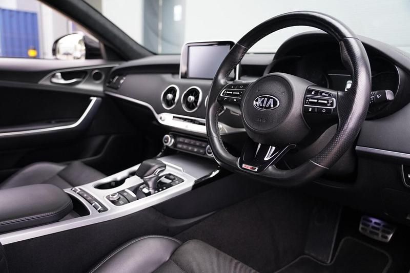 Used Kia Stinger GT-Line 244 HP (179 kW) 2018 Grey Hatchback