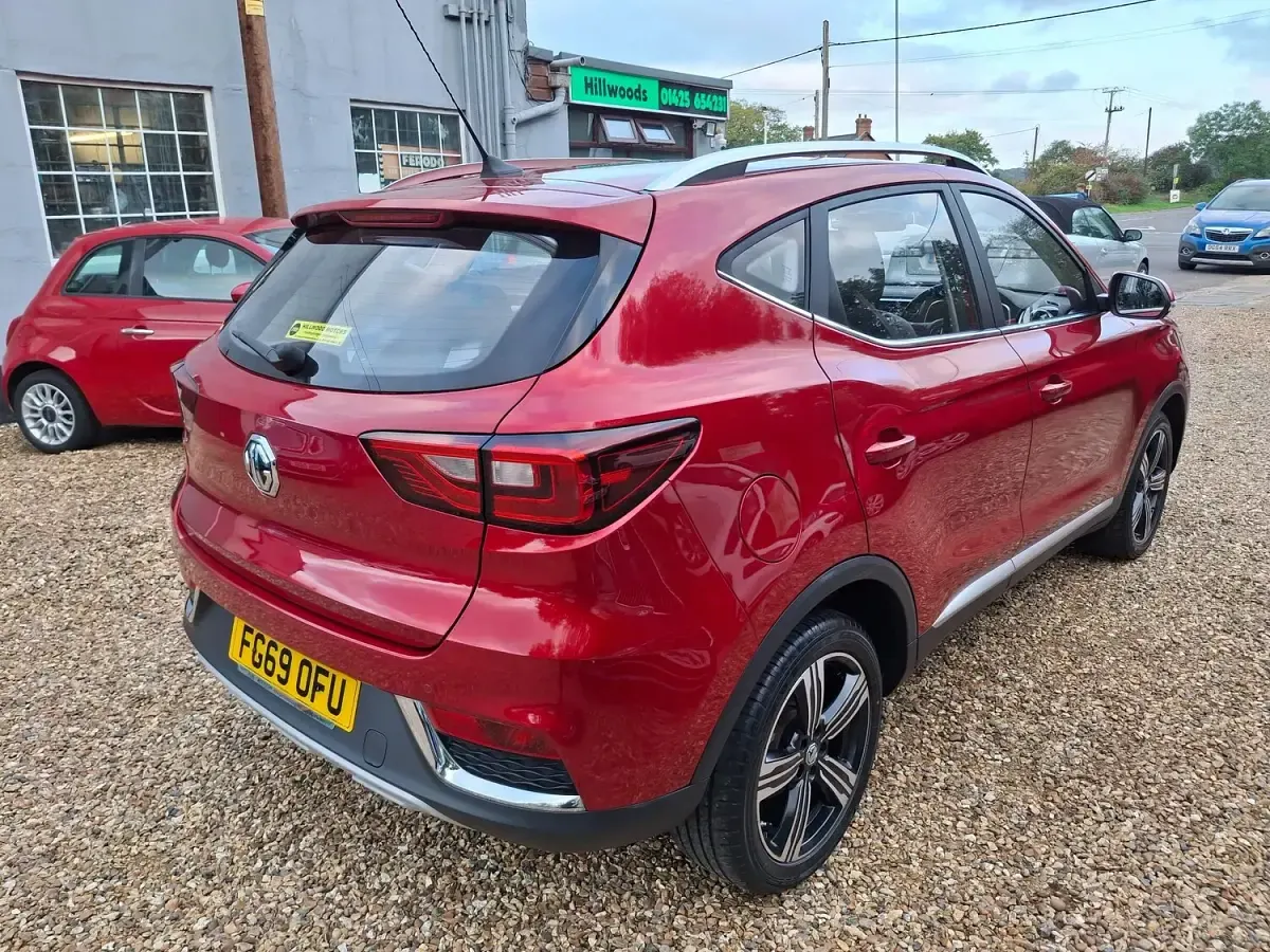 Used MG ZS Exclusive 111 HP (81 kW) 2020 Red SUV
